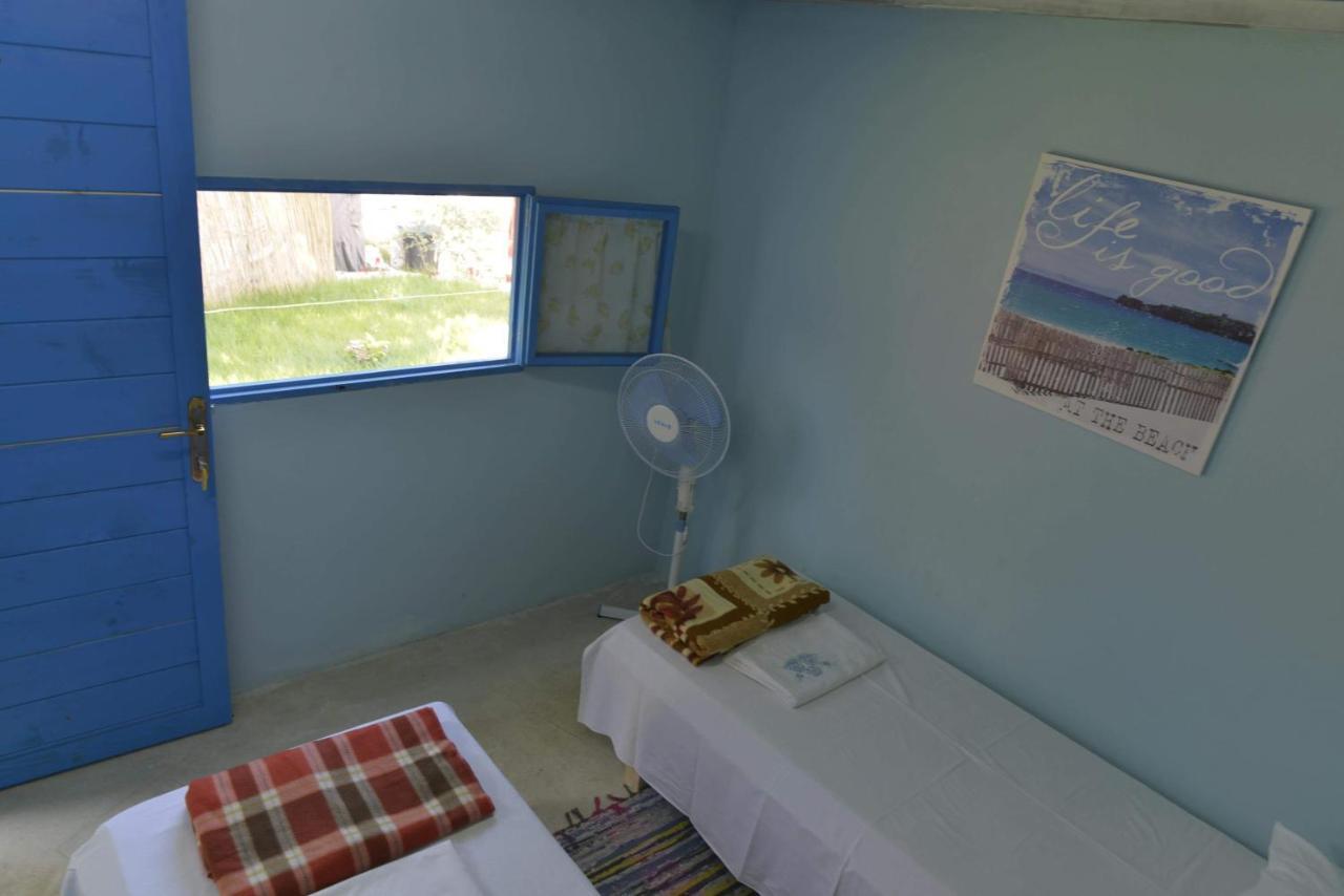 Glamping Rooms At The Sea Turtle Dhërmi Εξωτερικό φωτογραφία