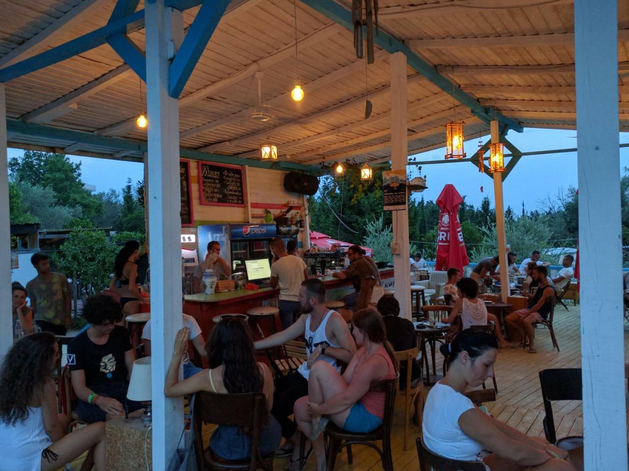 Glamping Rooms At The Sea Turtle Dhërmi Εξωτερικό φωτογραφία
